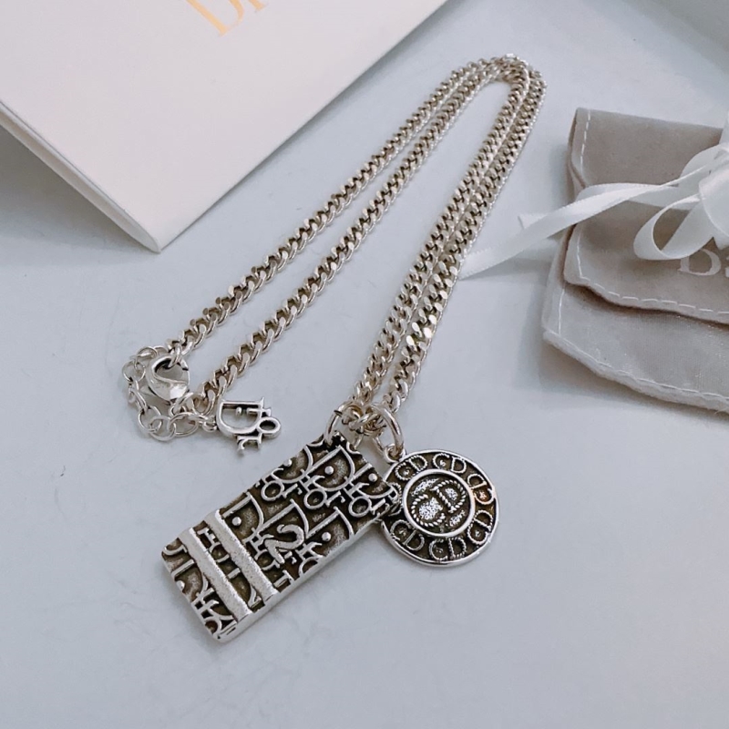 chr1st1an D10r necklaces